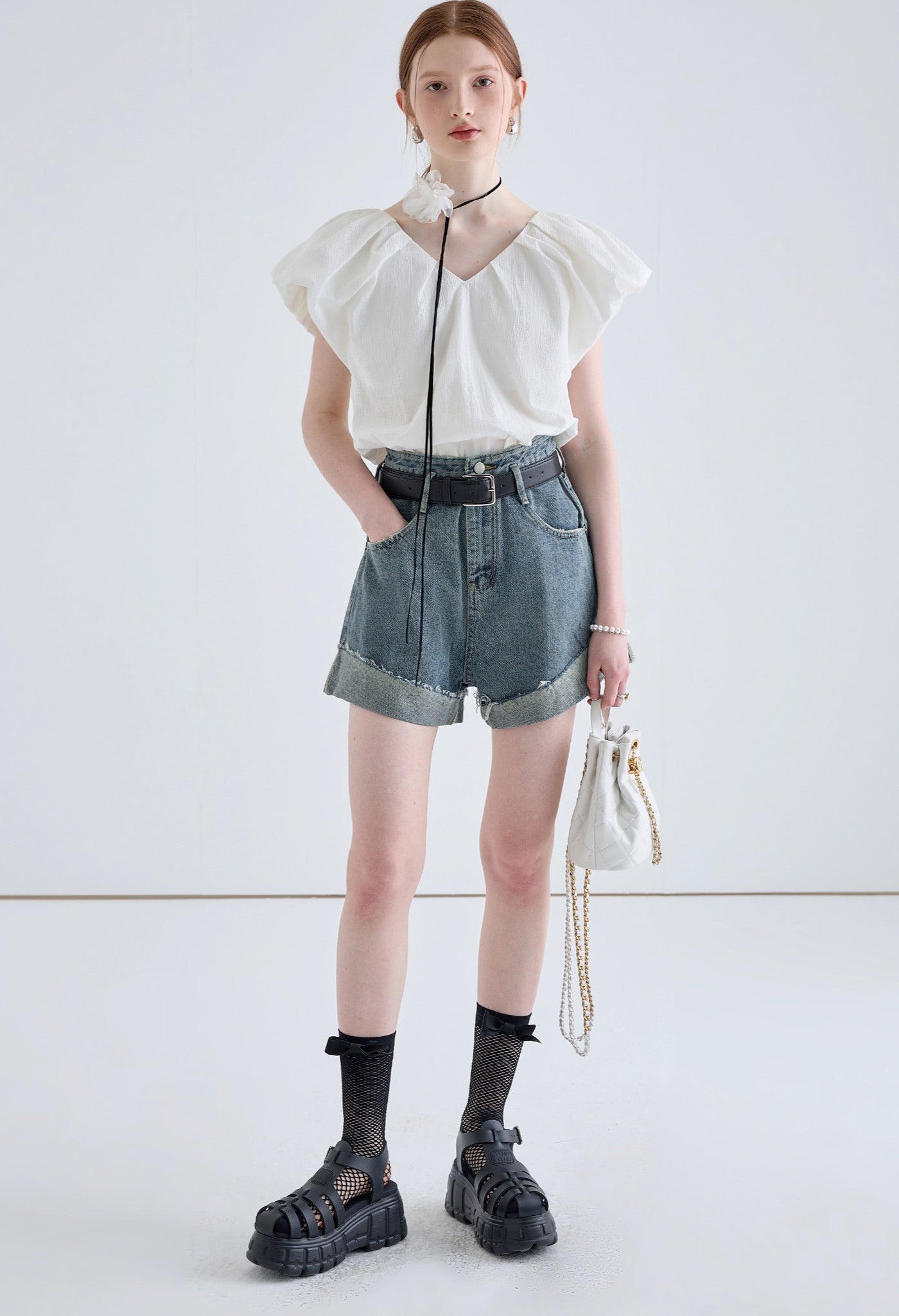 vneck,puff,sleeve,simple,cute,cool,sexy,modern,back