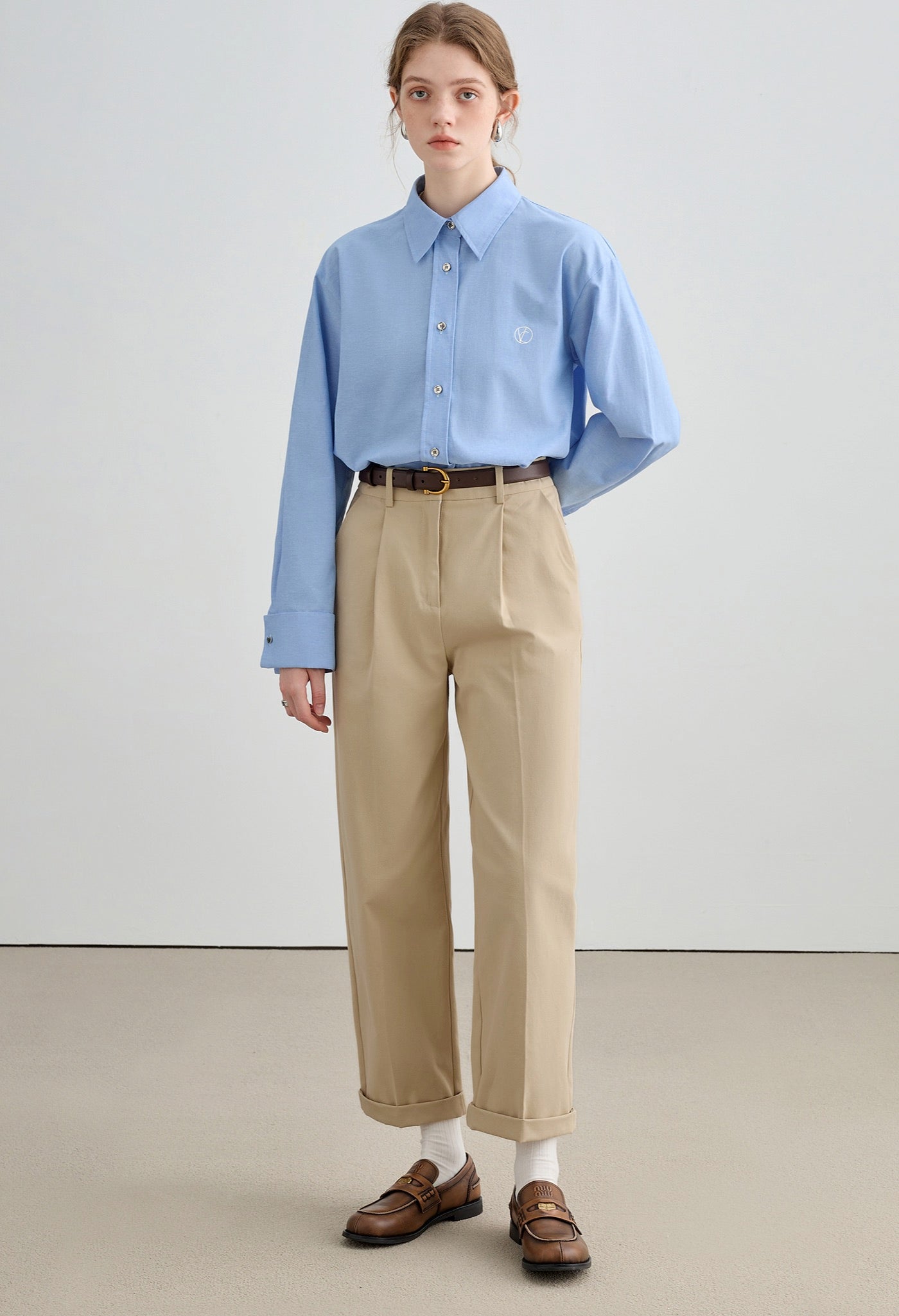 pleated,chino,pants,beige,simple,cute,cool,sexy,modern