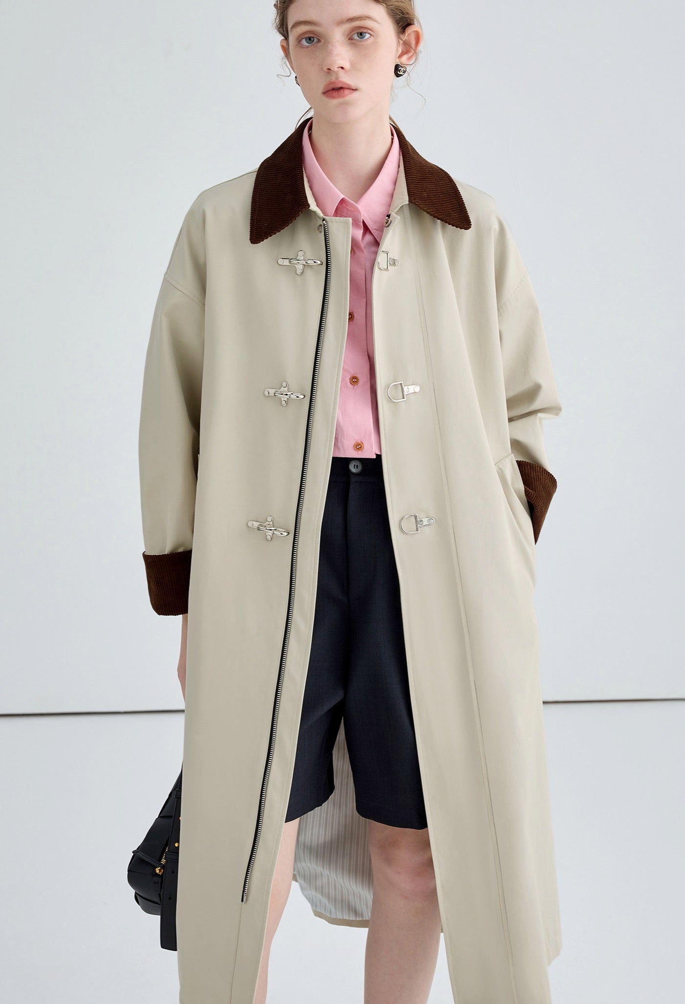 aircraft,buttoned,trench,coat,white,cool,cute,simple,sexy,mode,modern