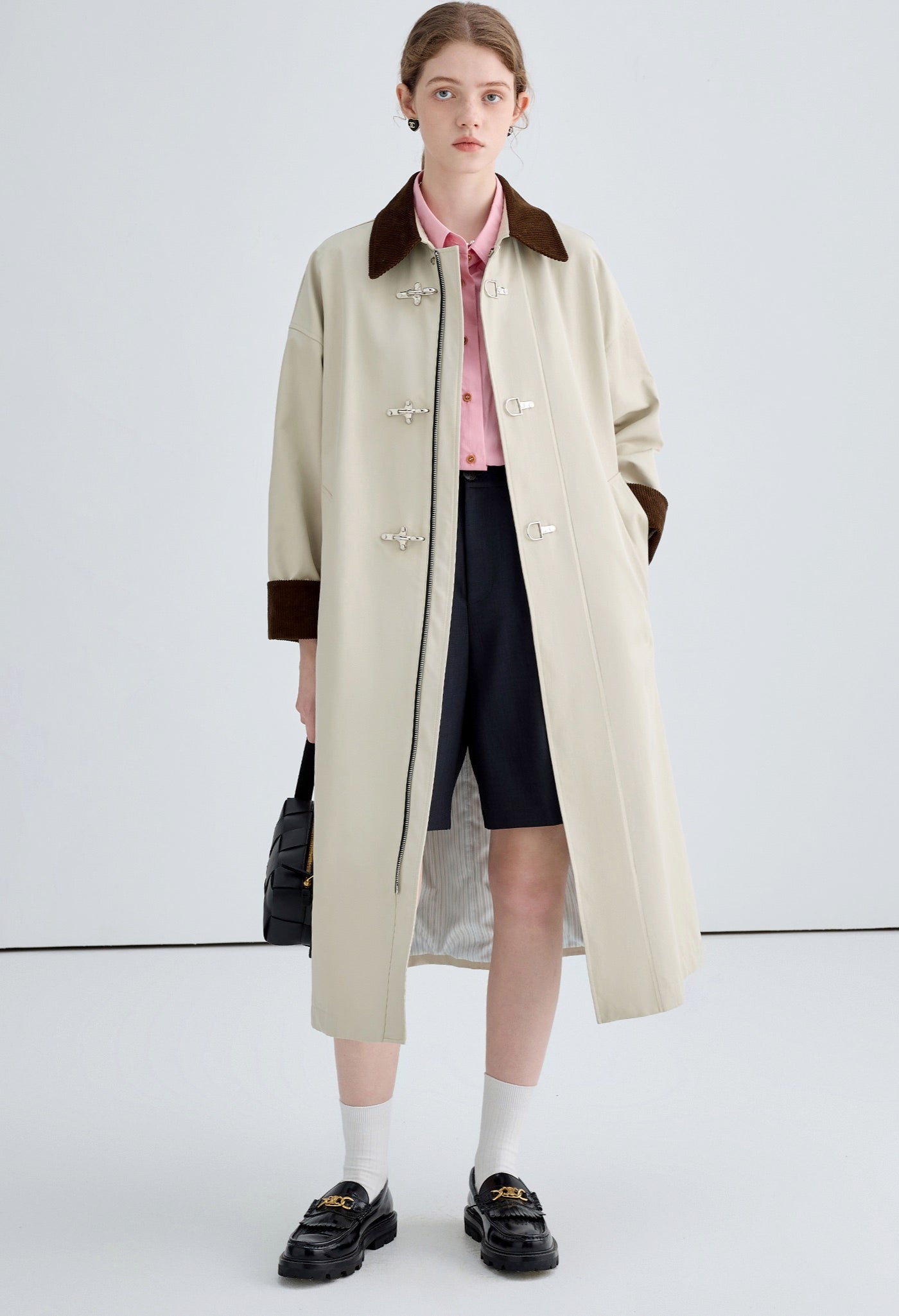 aircraft,buttoned,trench,coat,white,cool,cute,simple,sexy,mode,modern