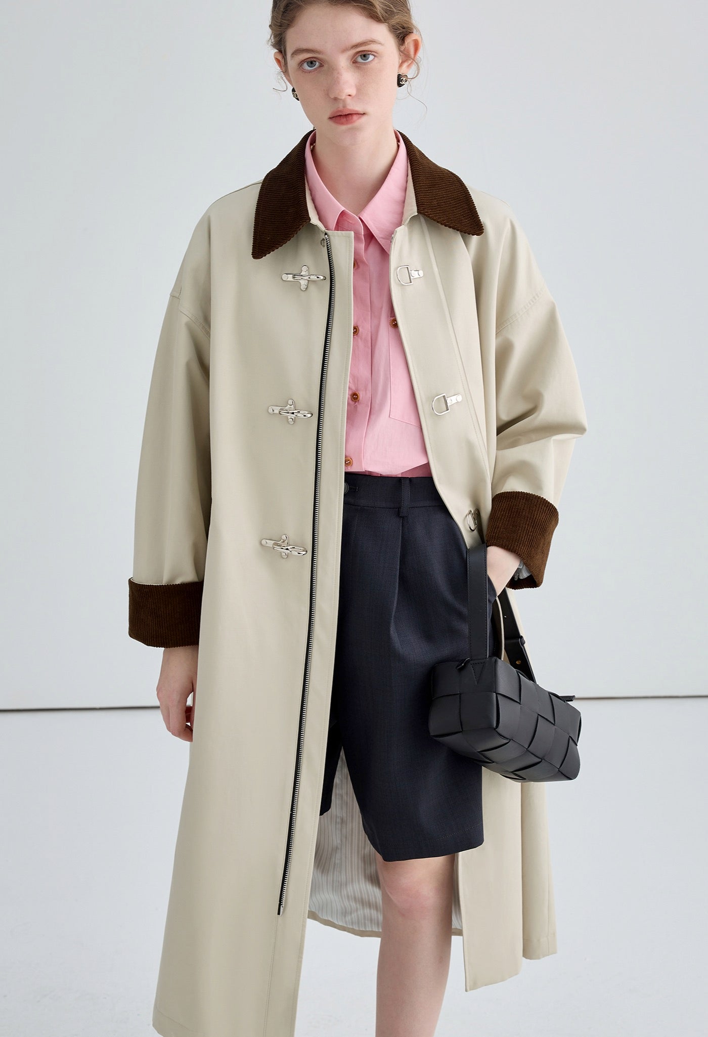 aircraft,buttoned,trench,coat,white,cool,cute,simple,sexy,mode,modern