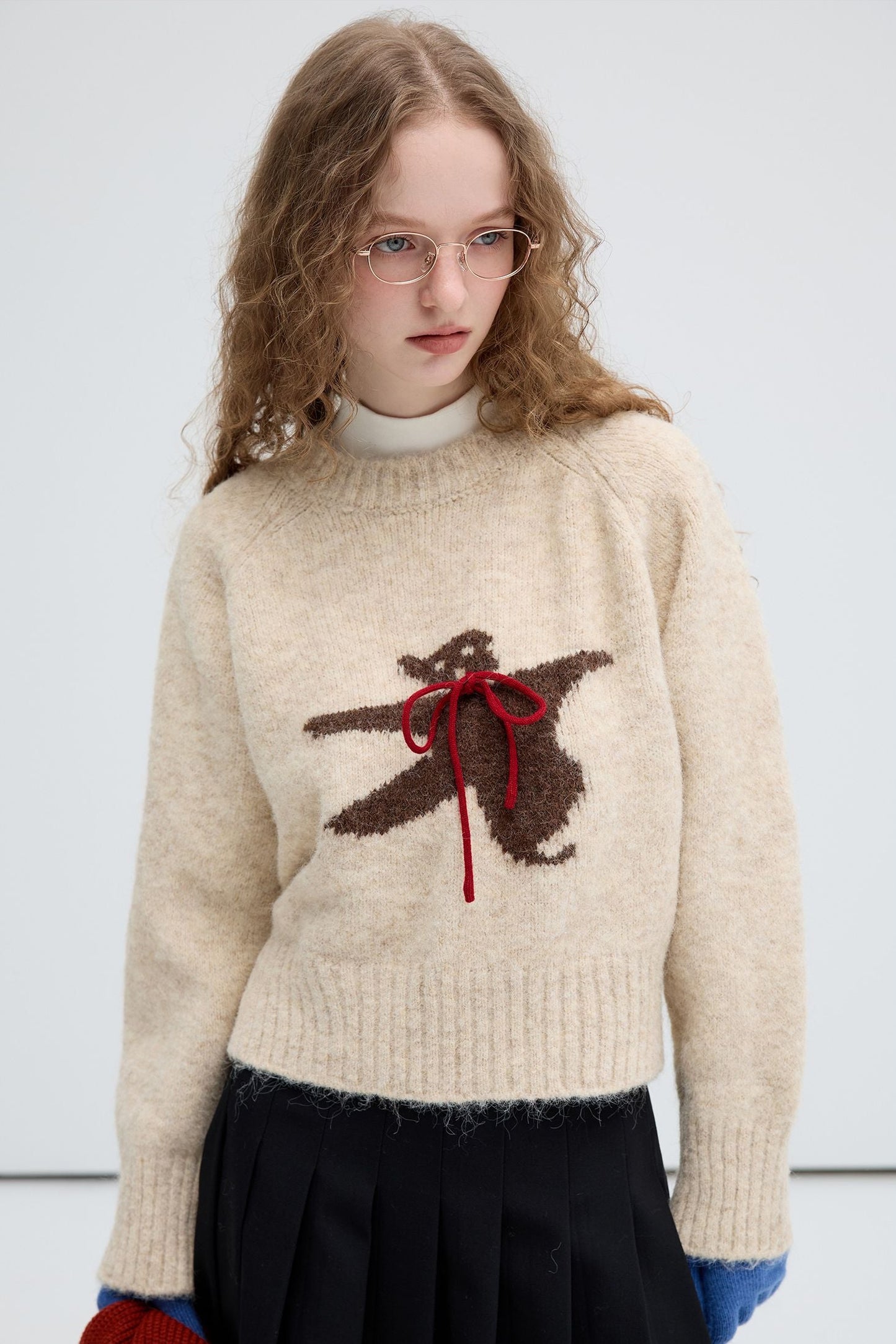 green,beige,red,gray,cartoon,bear,crewneck,sweater,simple,cool,cute,mode,sexy,modern