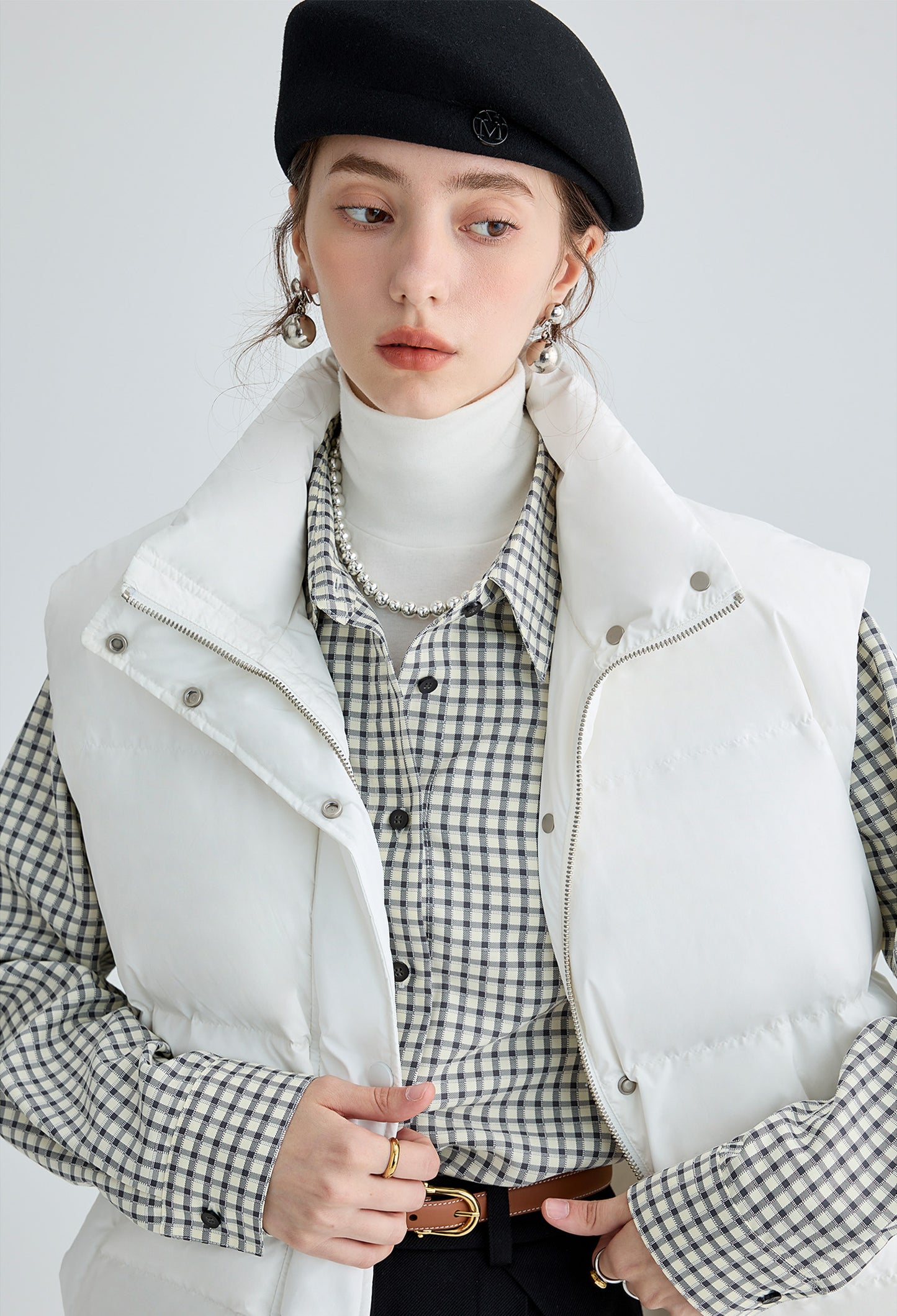 down,vest,white,cool,simple,cute,sexy,mode