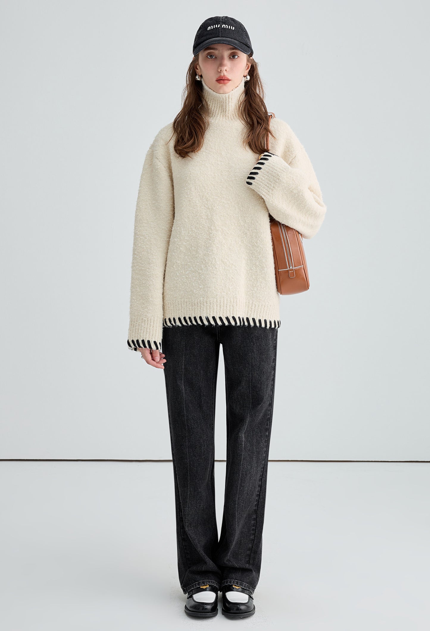 black,piping,turtleneck,sweater,white,cool,cute,sexy,mode,simple
