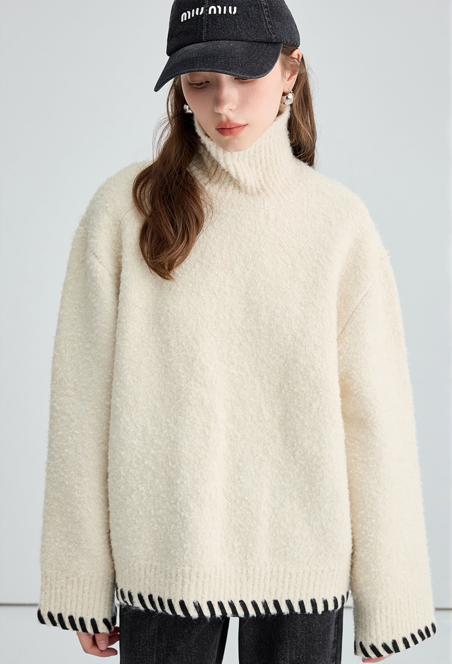 black,piping,turtleneck,sweater,white,cool,cute,sexy,mode,simple