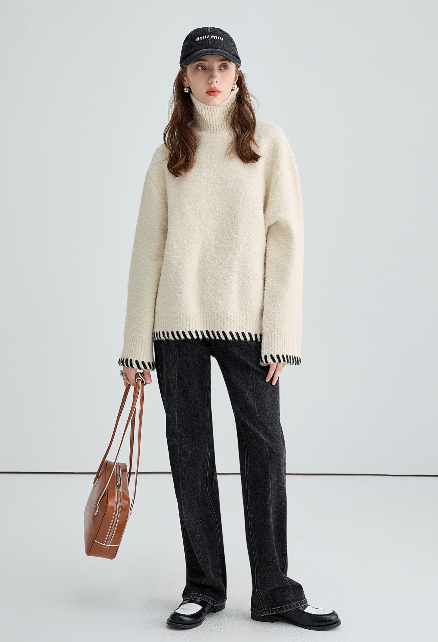 black,piping,turtleneck,sweater,white,cool,cute,sexy,mode,simple