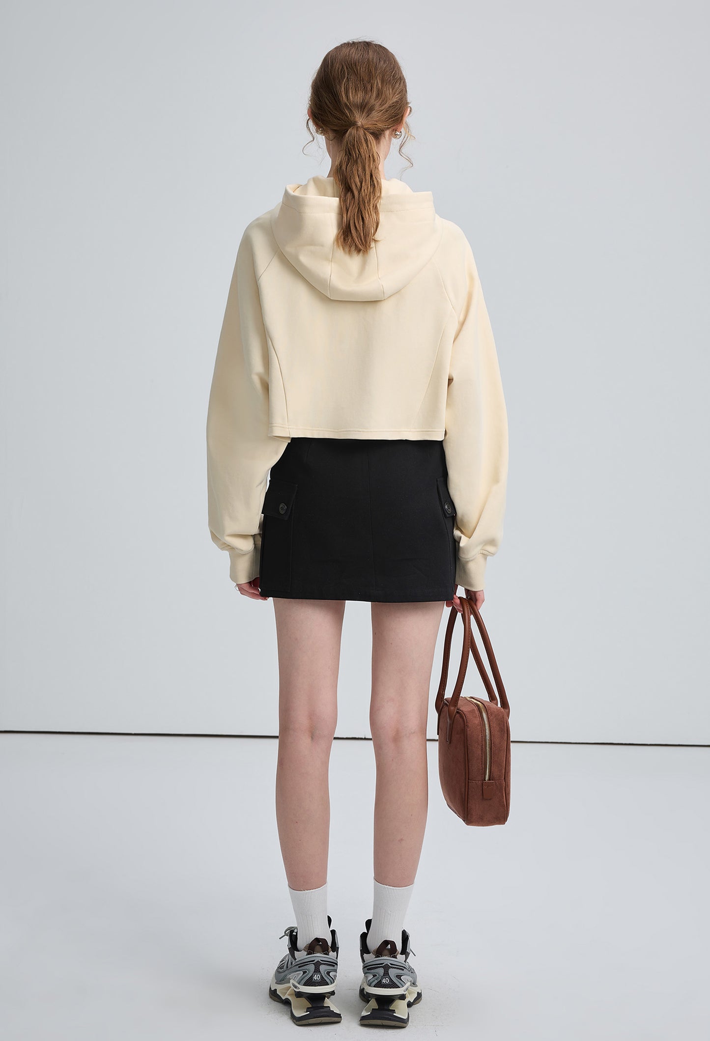 leather,rapel,cropped,hoodie,white,simple,cute,cool,sexy,mode