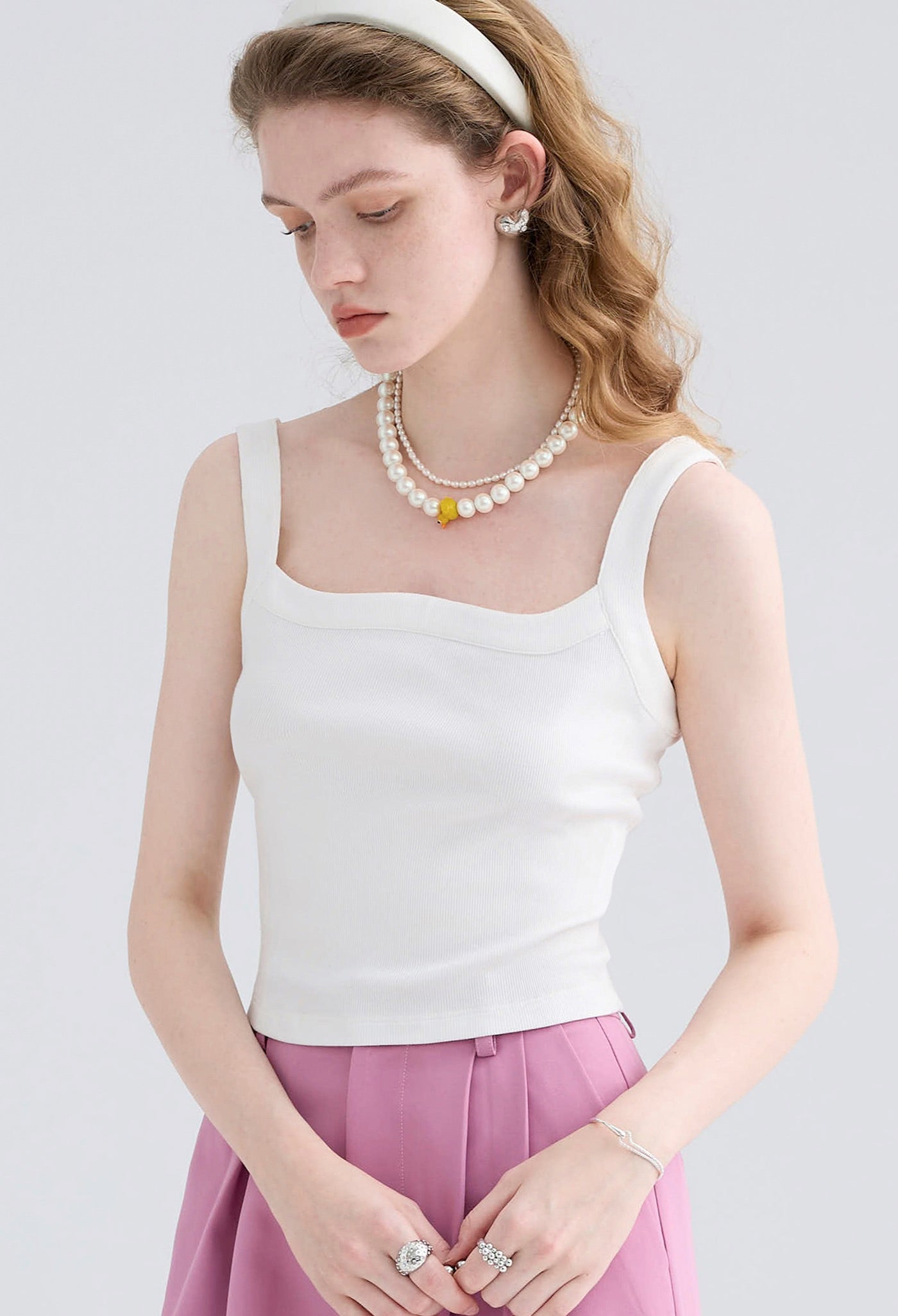 relax,camisole,black,white,simple,cute,cool,sexy,mode