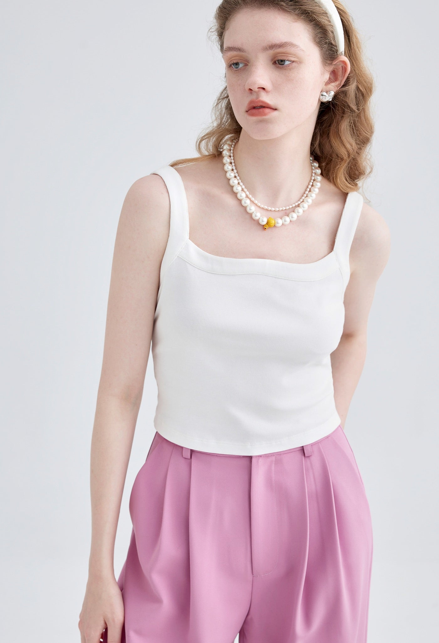 relax,camisole,black,white,simple,cute,cool,sexy,mode
