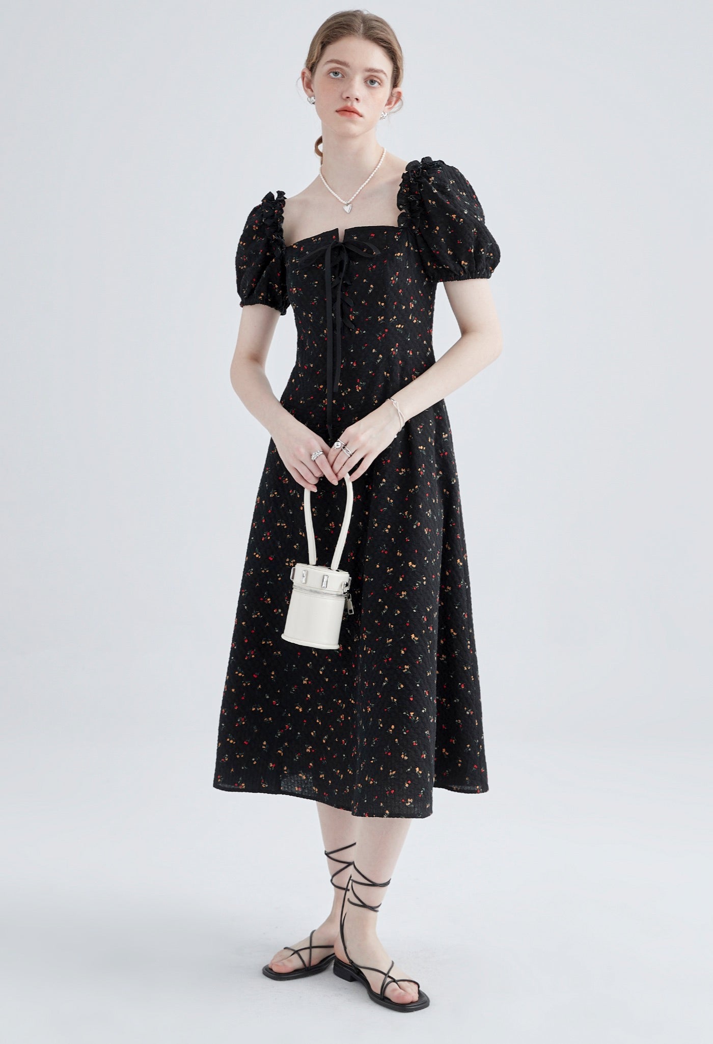 flower,pattern,onepiece,black,cute,cool,simple,modern,
