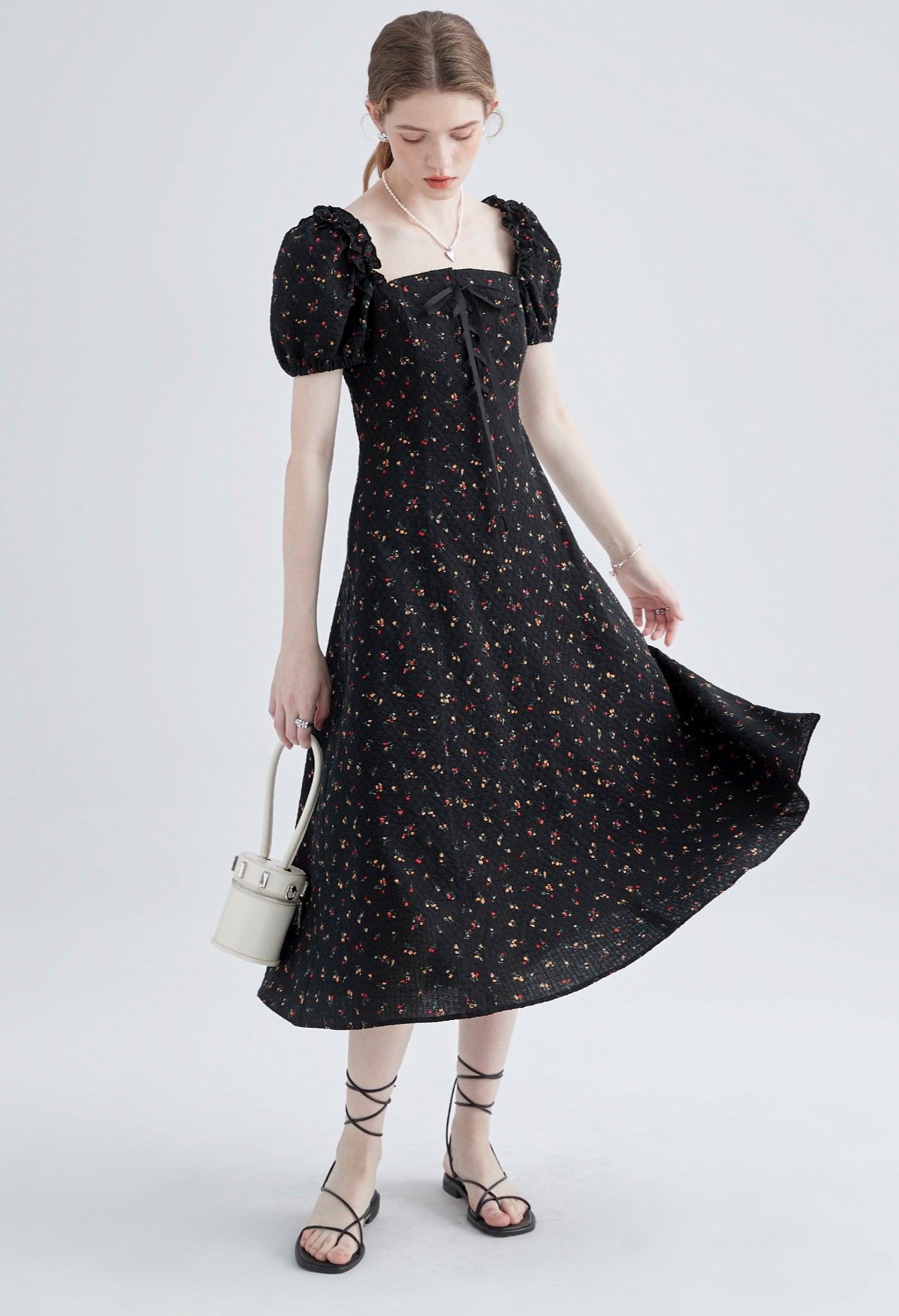 flower,pattern,onepiece,black,cute,cool,simple,modern,
