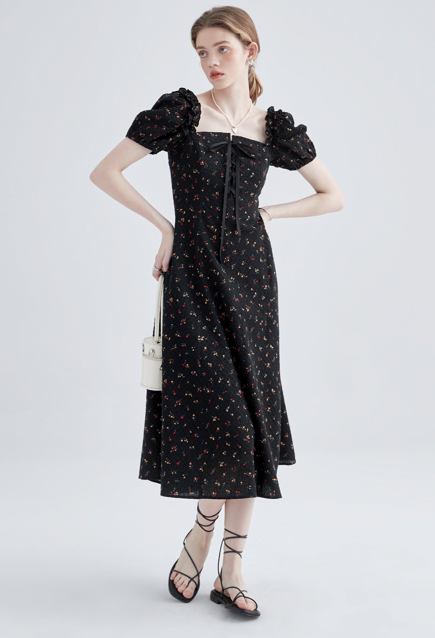 flower,pattern,onepiece,black,cute,cool,simple,modern,