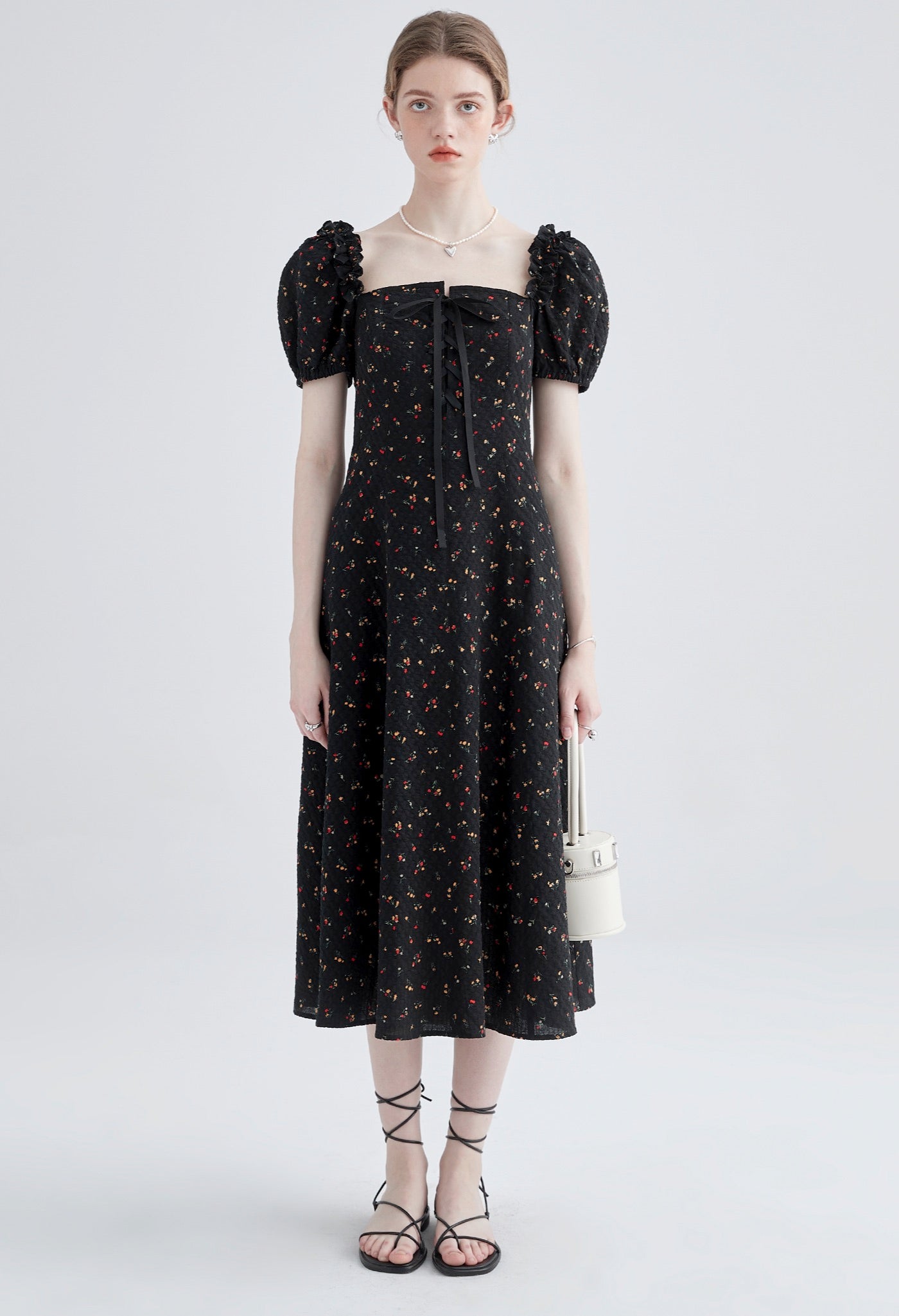 flower,pattern,onepiece,black,cute,cool,simple,modern,