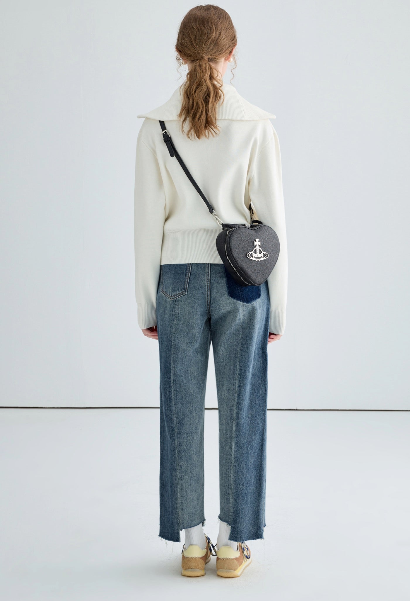 slim,zip,knit,white,cool,cute,sexy,simple,modern
