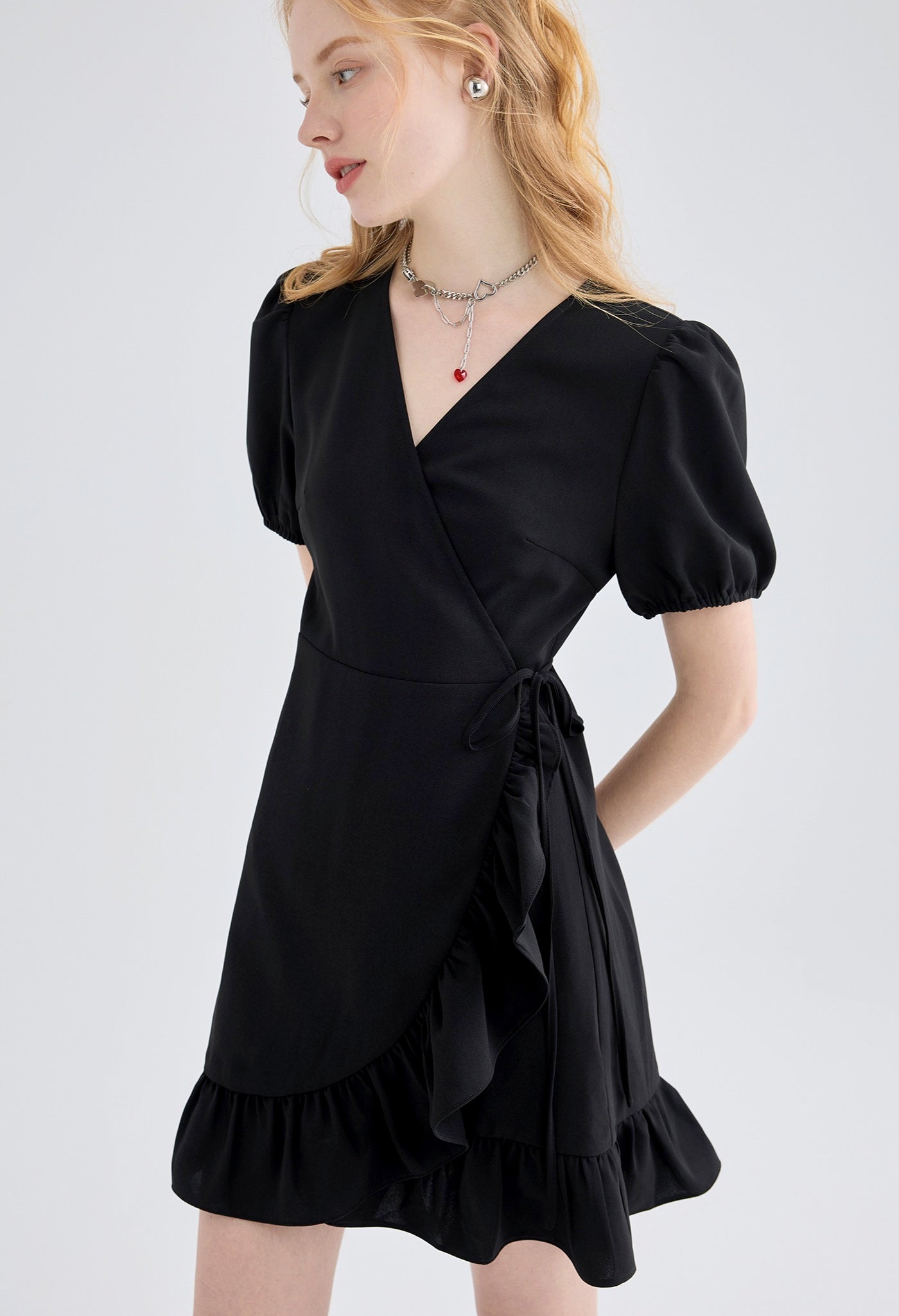 hepburn,onepiece,black,simple,cute,cool,sexy,modern