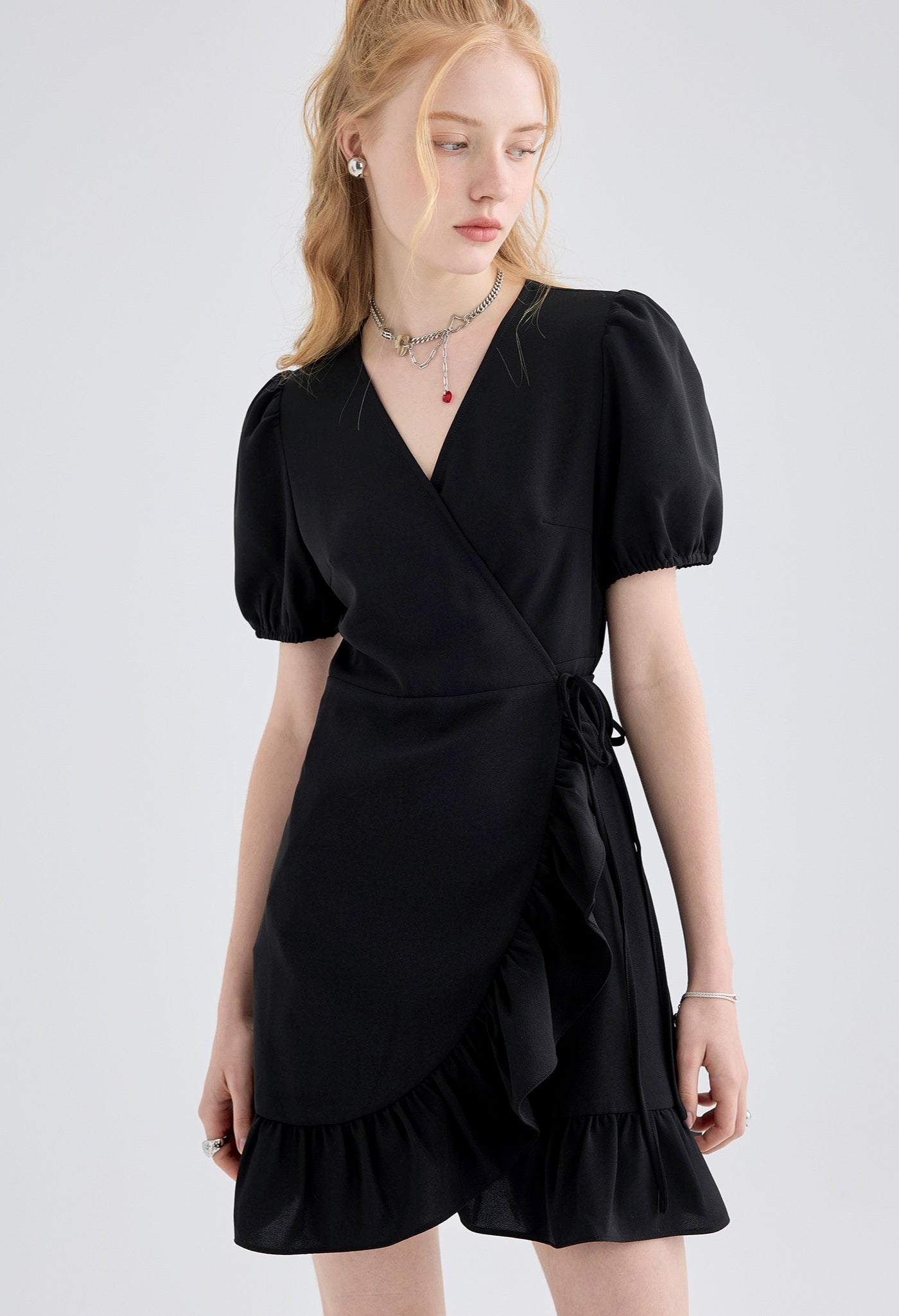 hepburn,onepiece,black,simple,cute,cool,sexy,modern