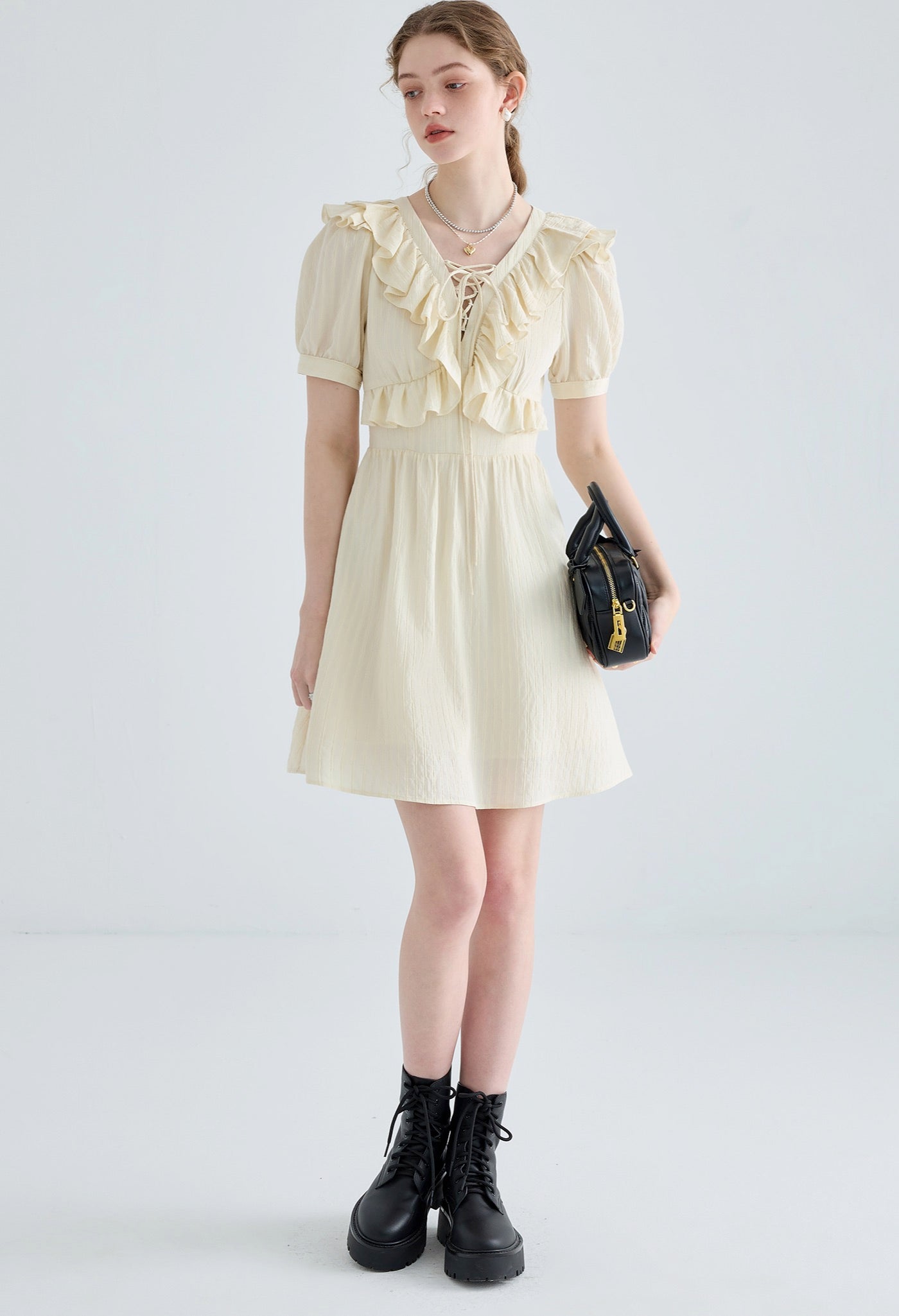 lace,up,onepiece,beige,simple,cute,cool,sexy,modern
