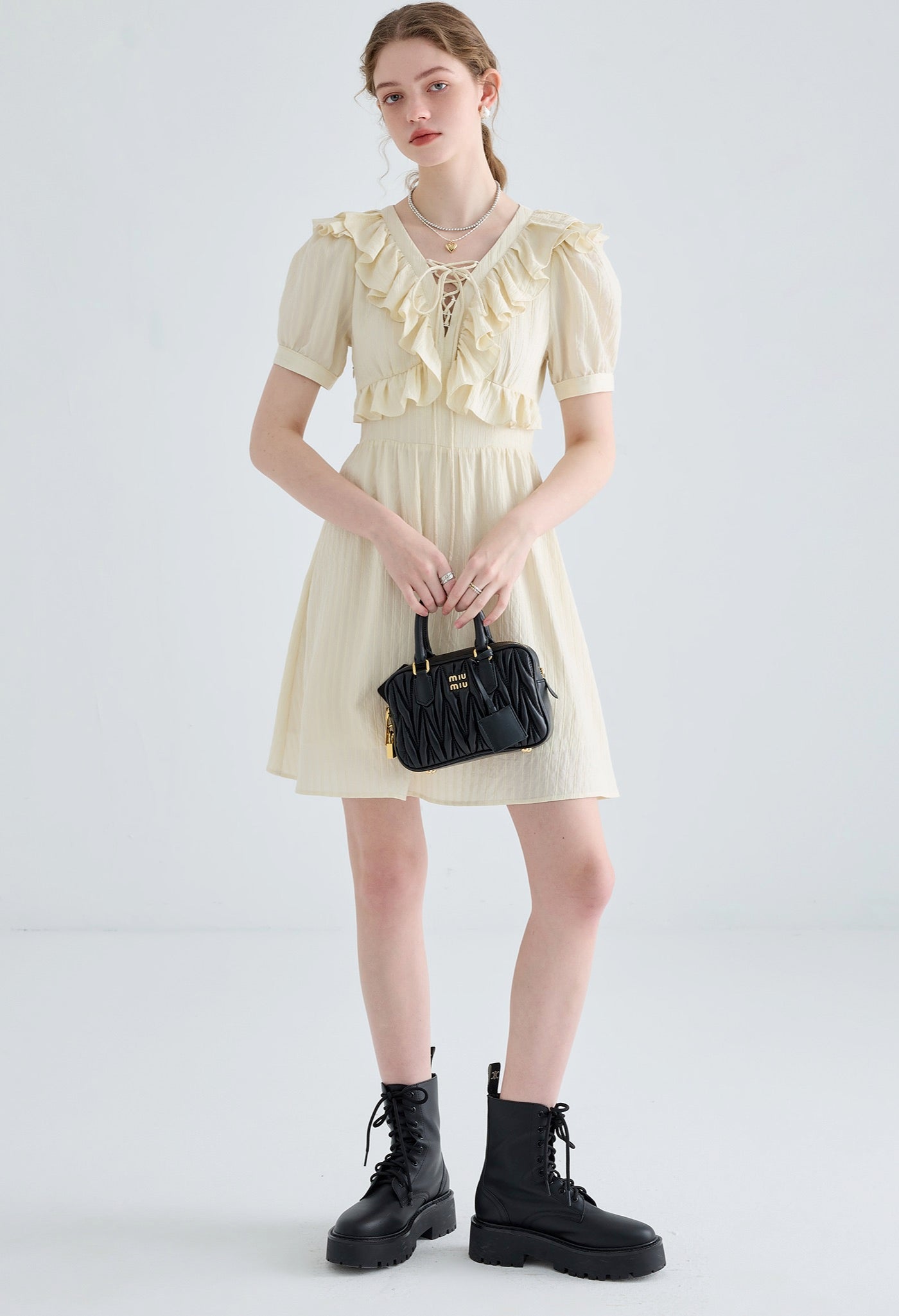 lace,up,onepiece,beige,simple,cute,cool,sexy,modern