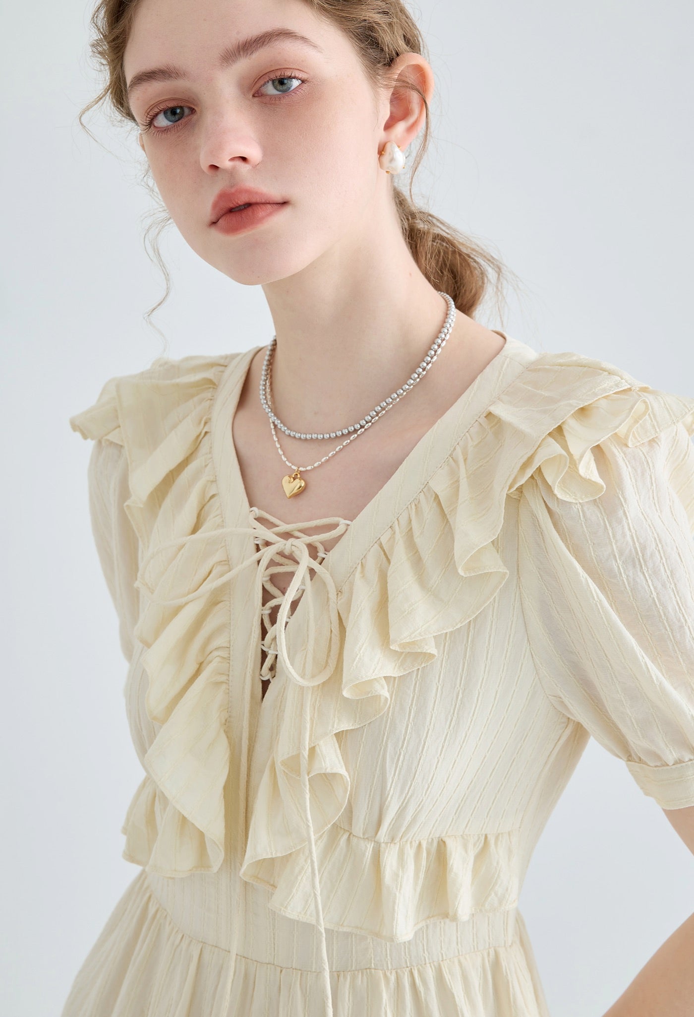 lace,up,onepiece,beige,simple,cute,cool,sexy,modern
