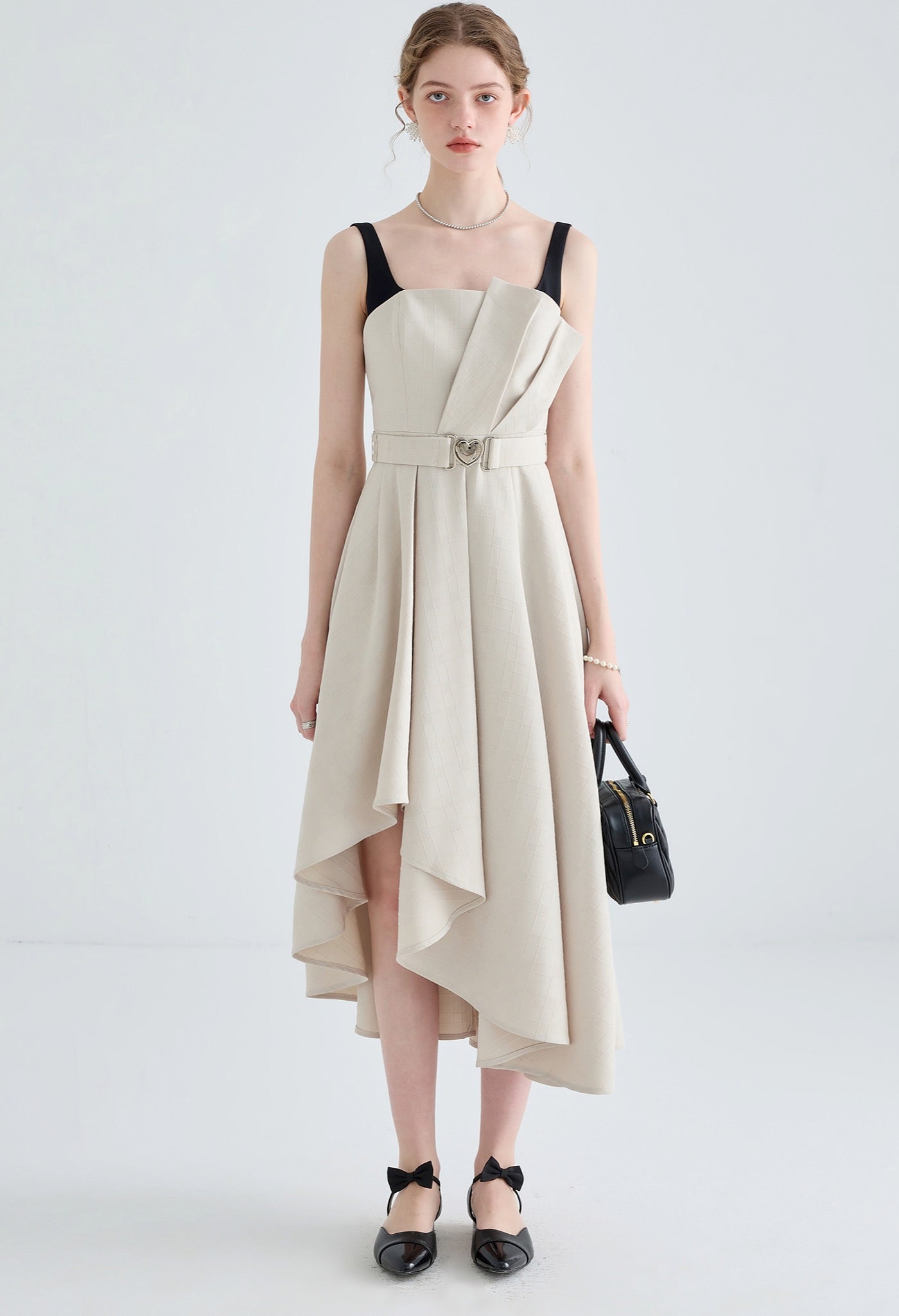 sling,frill,dress,white,black,cool,cute,simple,sexy,modern