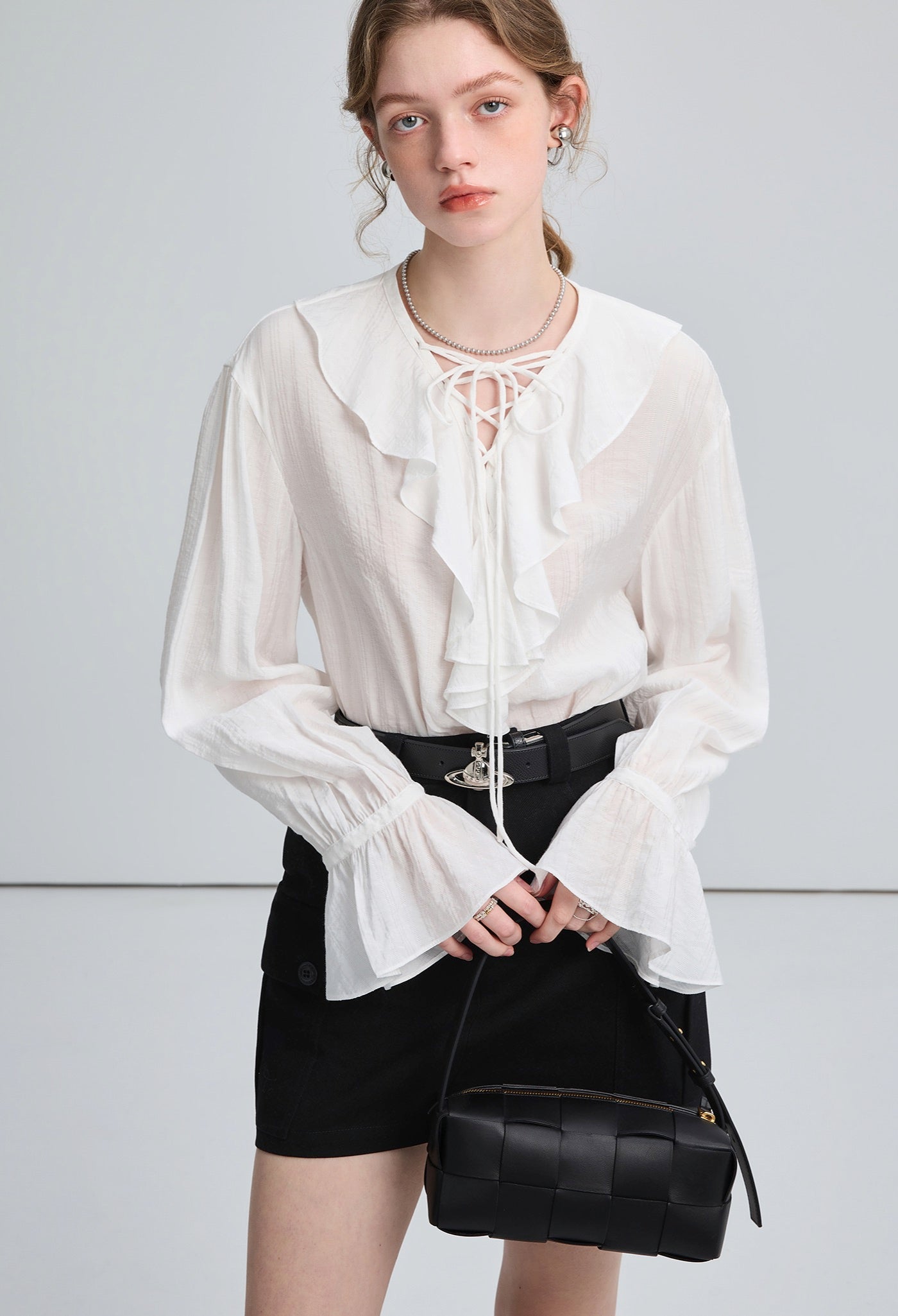 frill,shirt,white,simple,cute,cool,sexy,mode,