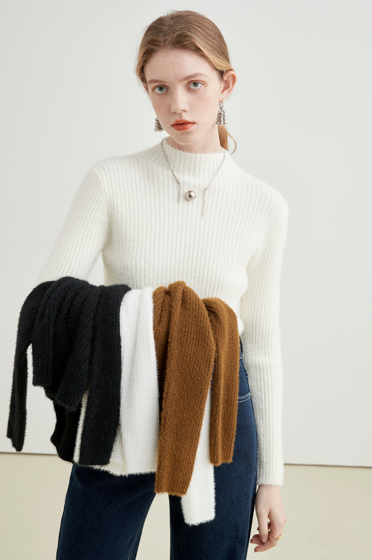 highneck,knit,sweater,black,white,brown,simple,cute,cool,sexy,modern